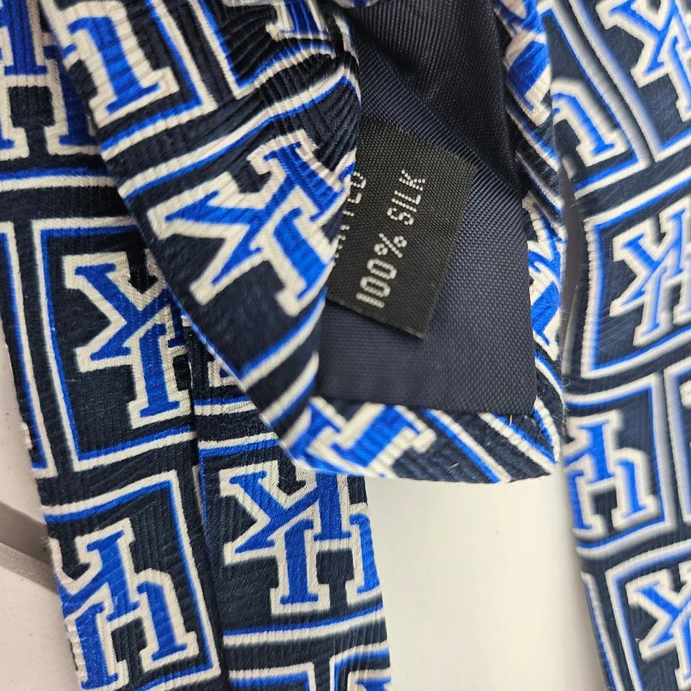 Kentucky Wildcats UK Mens 100% Silk Neck Tie Blue White official - Picture 2 of 4
